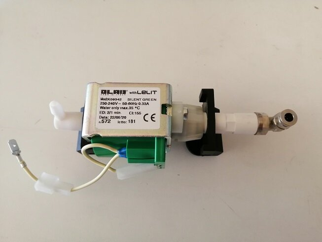 https://lamacchinadelcaffe.com/en/images/Kit-ricambio-pompa-230V-silent-Cod.-4000034.jpg